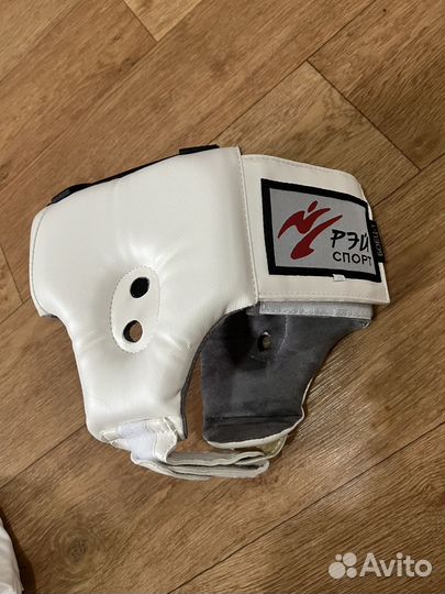 Шлем защитный карате