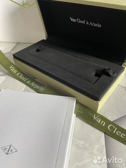 Коробка для браслета van cleef