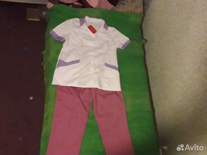 Медицинская женская форма новая размер 56-58