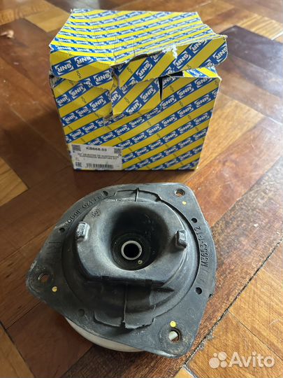 Опора амортизатора на Nissan Qashqai j10