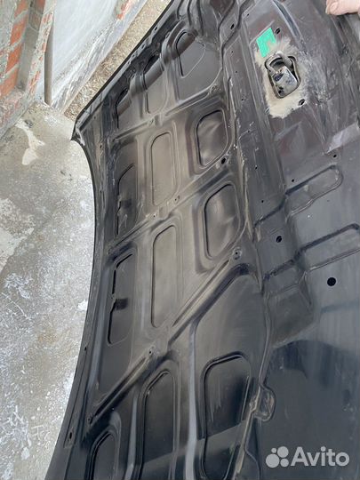 Капот Nissan Patrol (2010-2017)