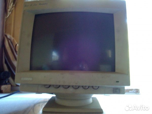 Мониторы ЭЛТ кинескопные, 17