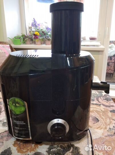 Соковыжималка электрическая