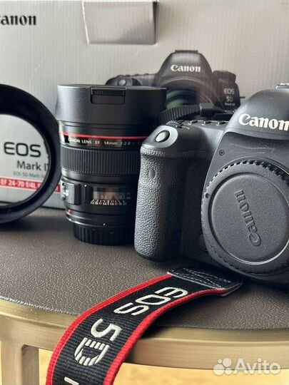 Зеркальный фотоаппарат canon eos 550d mark4