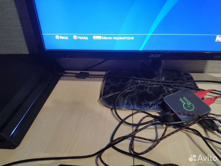 Sony Playstation 4 Pro 1TB (CUH-7008B)