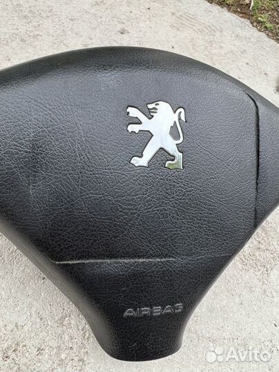 Подушка безопасности Peugeot 307 airbag