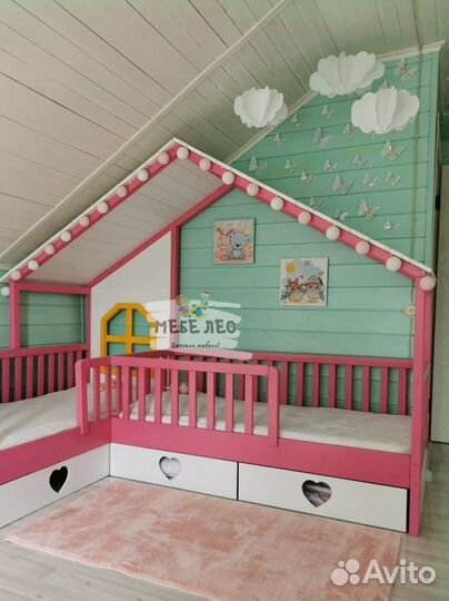 Угловая детская кровать