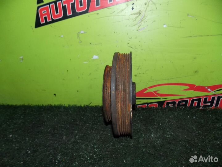 Шкив коленвала honda BE1,BE2,RN1,RN2 edix,FR-V,str