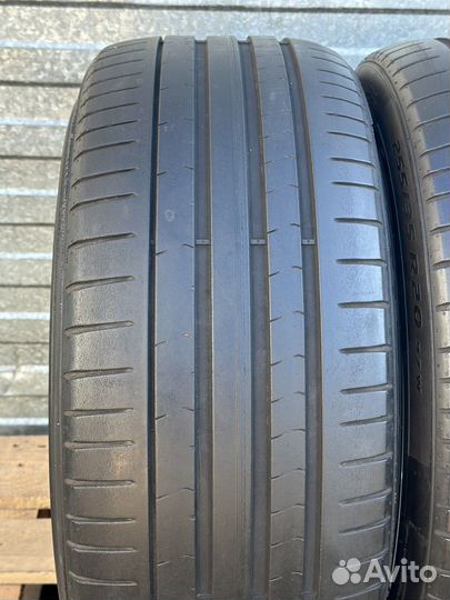 Pirelli P Zero PZ4 255/35 R20 97W