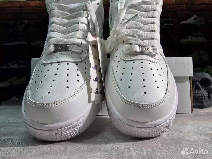 Nike air force 1 belyye