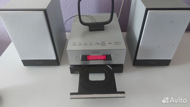 Музыкальный центр sony