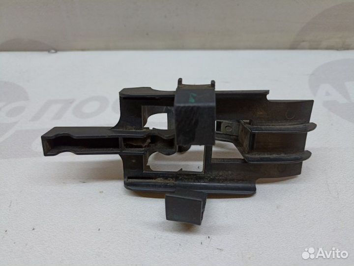 Кронштейн передний Mercedes-Benz Gl-Class X164