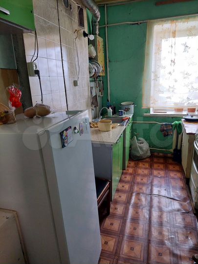 Комната 11 м² в 3-к., 2/2 эт.