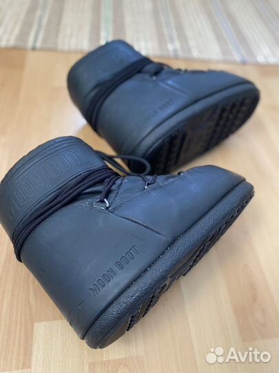 Ботинки moon boot