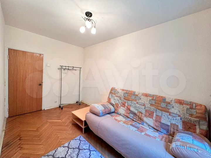 2-к. квартира, 58 м², 3/14 эт.