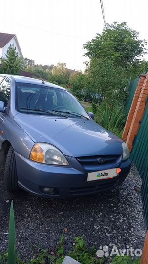 Kia Rio 1.5 МТ, 2003, битый, 340 000 км