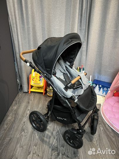 Коляска riko Basic Bella Lux 3в1
