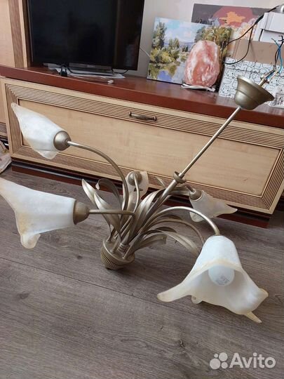 Люстра потолочная бу