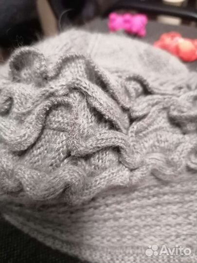 Шапка с шарфом женская