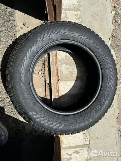 Nokian Tyres Hakkapeliitta 9 SUV 225/65 R17 106