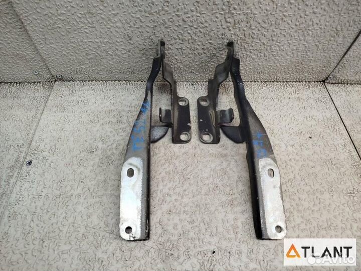 Петля капота nissan elgrand