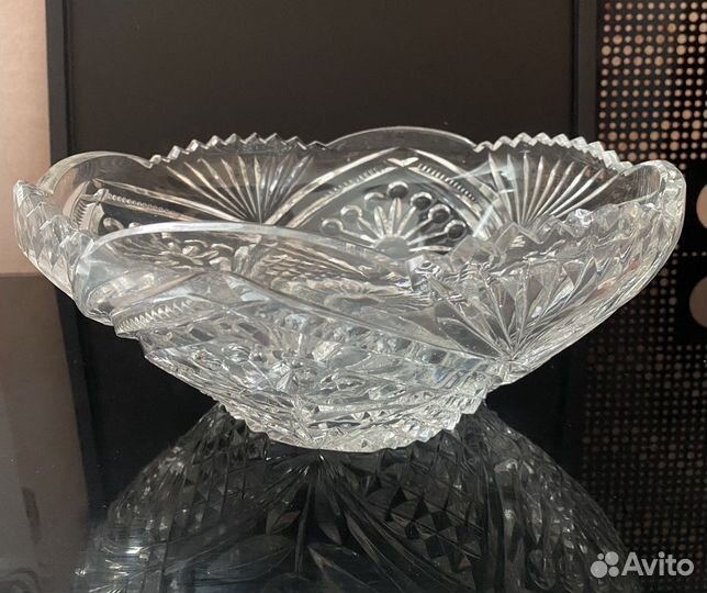 Хрустальная ваза