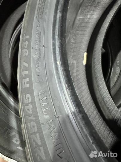 Kumho WinterCraft Ice Wi32 225/45 R17 94T