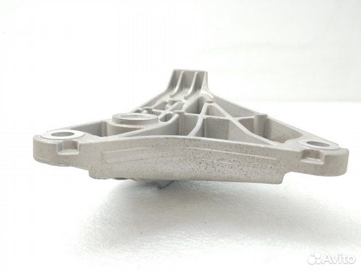 Кронштейн двигателя левый Bmw 5-Series F10 3.0
