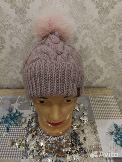 Женская шапка, ручная работа