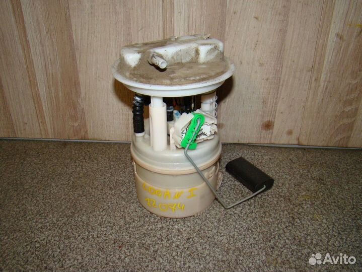 Насос топливный Renault Logan 1