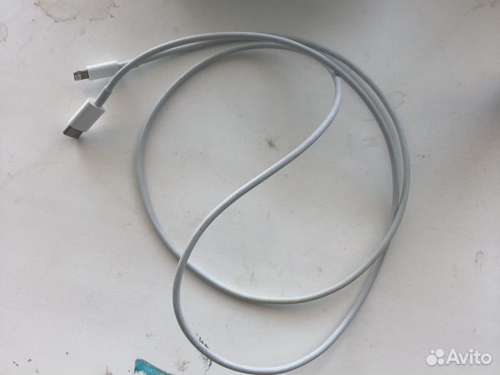 Зарядное устройство на iPhone