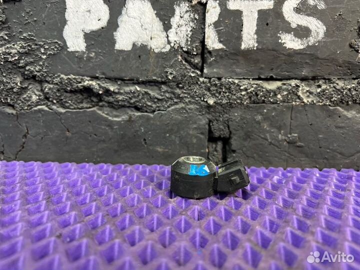 Датчик детонации Nissan X-Trail NT32-002063 MR20DD