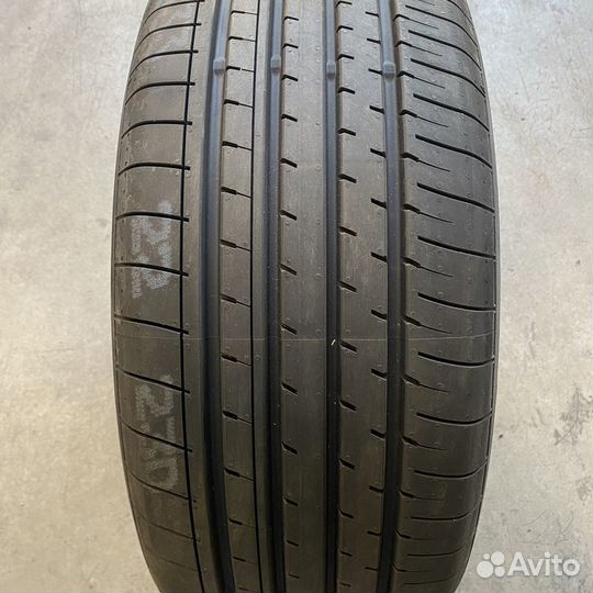 Yokohama BluEarth-XT AE61 235/55 R18