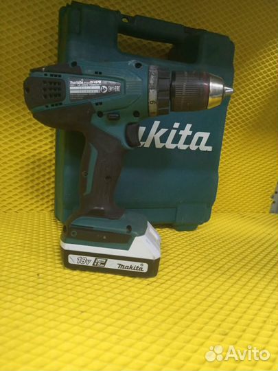 Шуруповерт Makita df457d