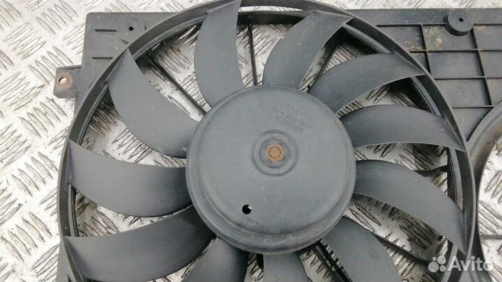 Вентилятор радиатора Skoda Octavia