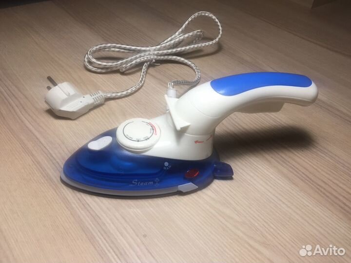 Утюг дорожный