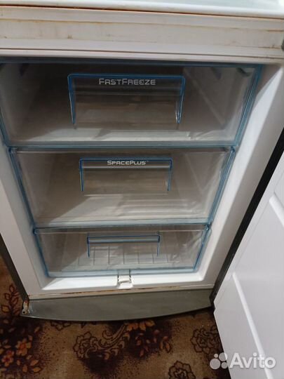 Холодильник Electrolux ERA 40633 X