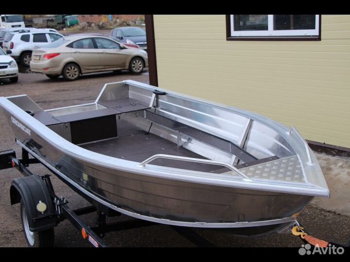 Новая моторная лодка 38 Р