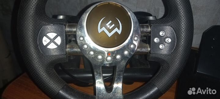 Игровой руль с коробкой передач