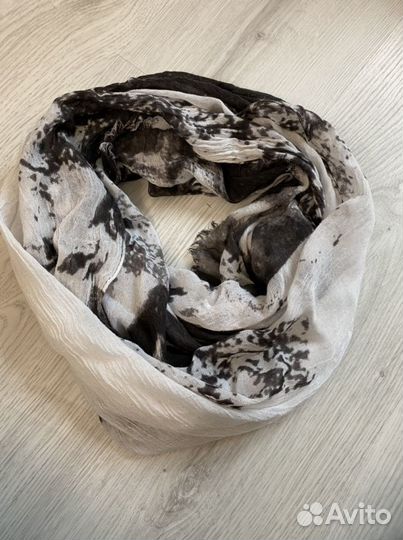 Шарфы, платки, палантины на шею