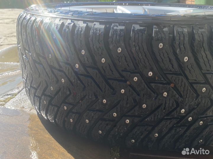 Nokian Tyres Hakkapeliitta 8 235/50 R18