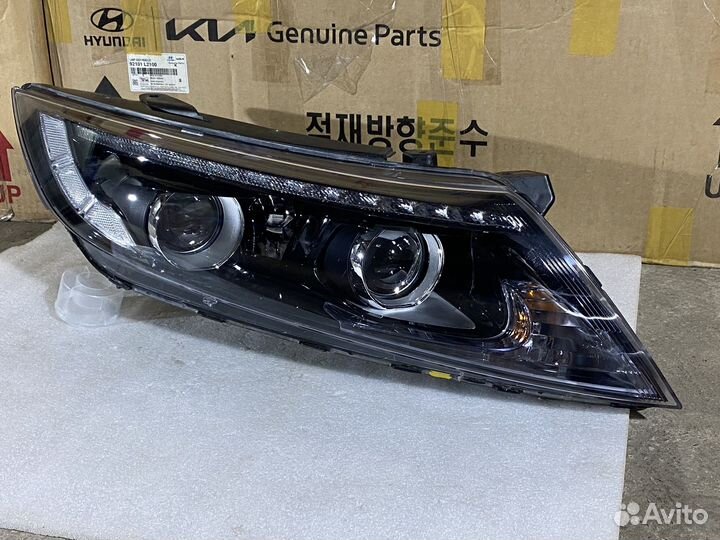 Фара правая ксенон KIA Optima 3 рест. LED