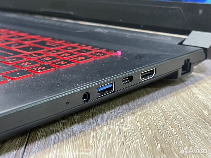 Игровой ноутбук MSI 17.3