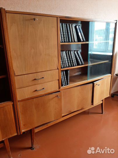 Румынская стенка