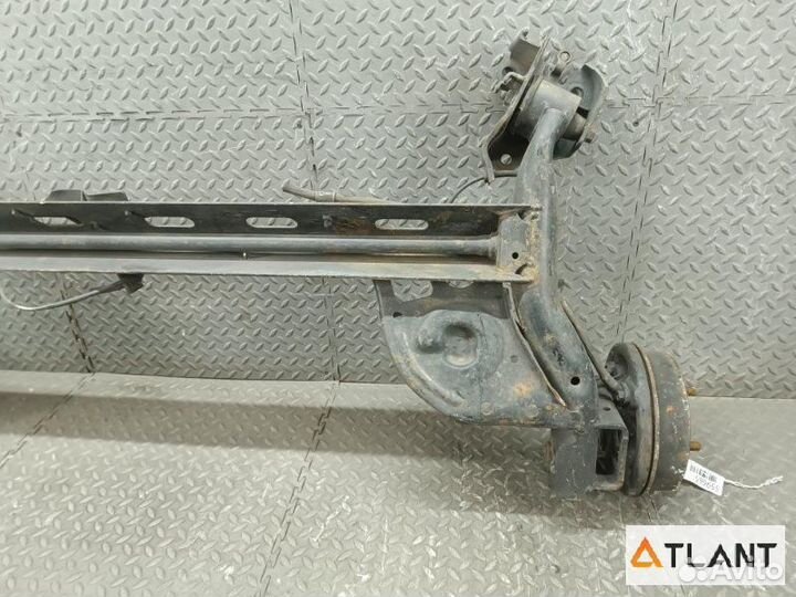 Балка со ступицами задний nissan march