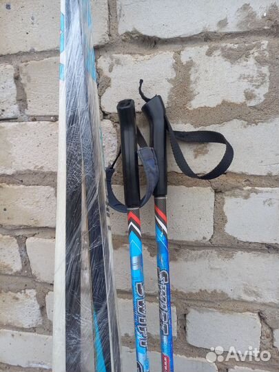 Лыжи, лыжные палки, лыжные ботинки