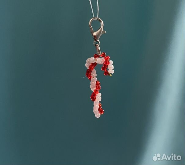Подвеска из бисера