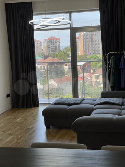 2-к. квартира, 82 м², 8/17 эт.