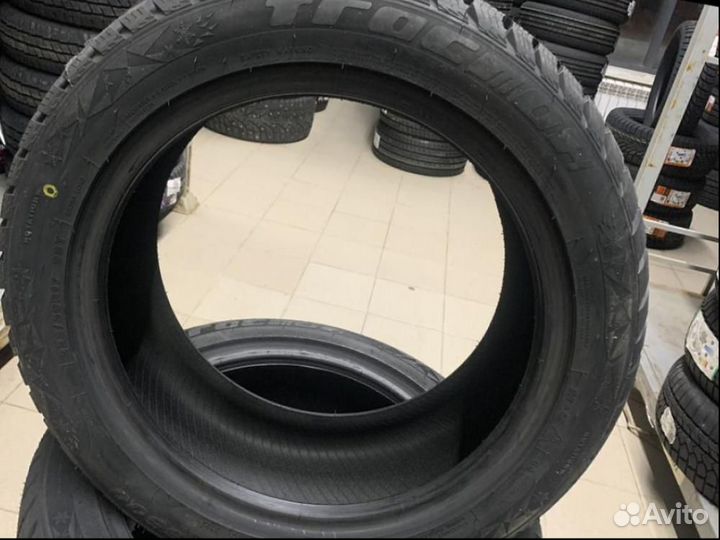 Tracmax X-Privilo S500 225/50 R17 98T