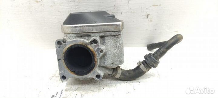 Заслонка дроссельная, Volkswagen Golf-4 2001